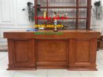 Bàn làm việc tại Huế