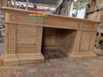 Bàn giám đốc tại Hà Nội