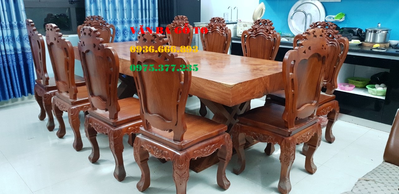 Bàn ăn gỗ tự nhiên