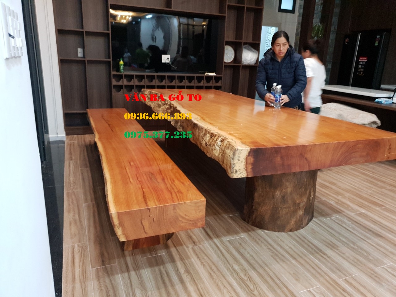 Bàn ăn gỗ tự nhiên nguyên khối tại Quảng Ngãi