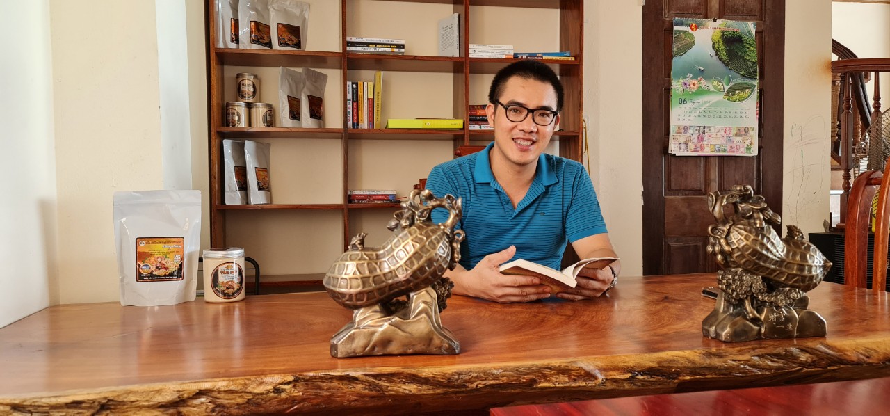 Bàn giám đốc