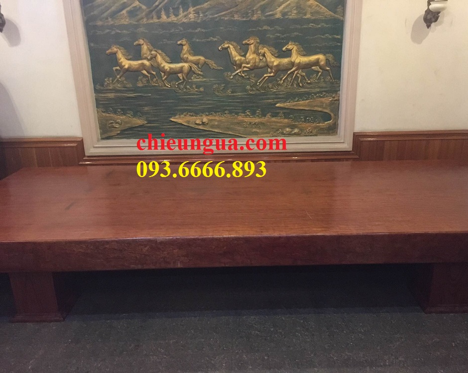 Sập gỗ cẩm nguyên khối tại Hà Nội