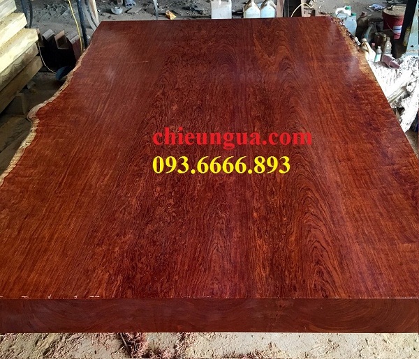 Giá bộ Chiếu ngựa gỗ cẩm