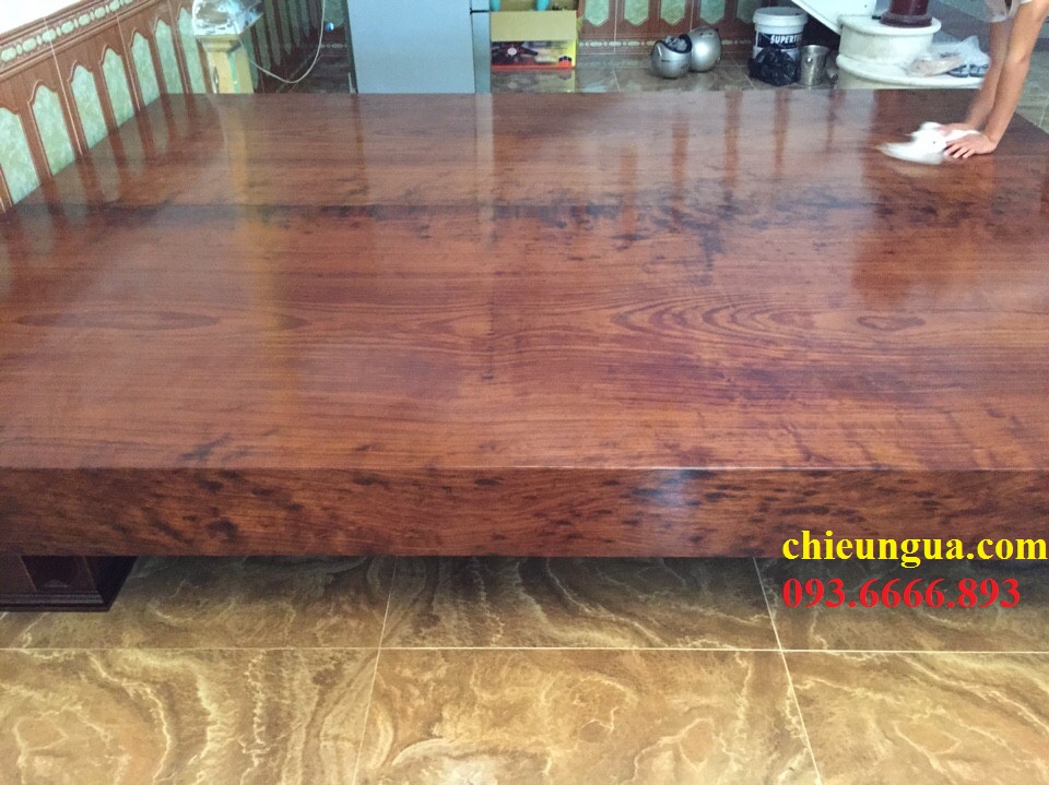 Giá bộ Chiếu ngựa gỗ gụ Lào