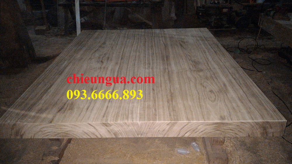 Giá Chiếu ngựa hương vân nam phi