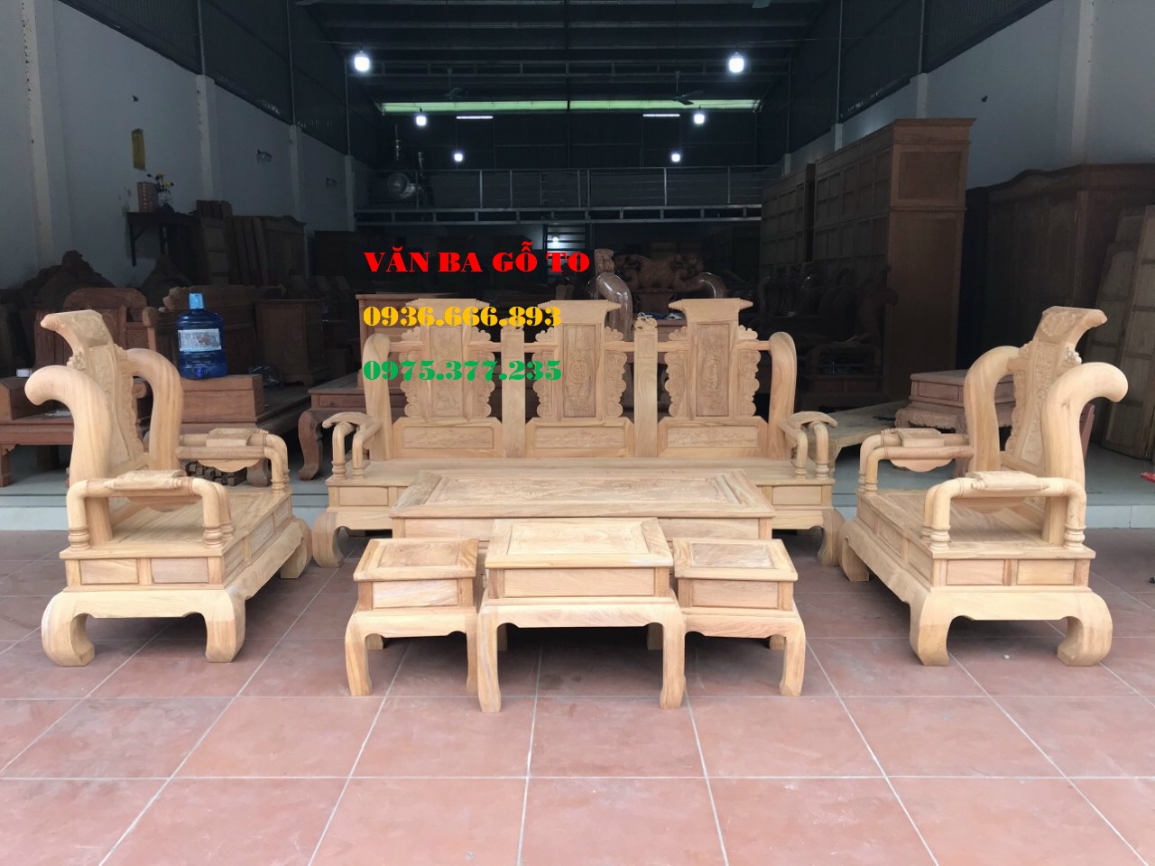 Bàn ghế gỗ