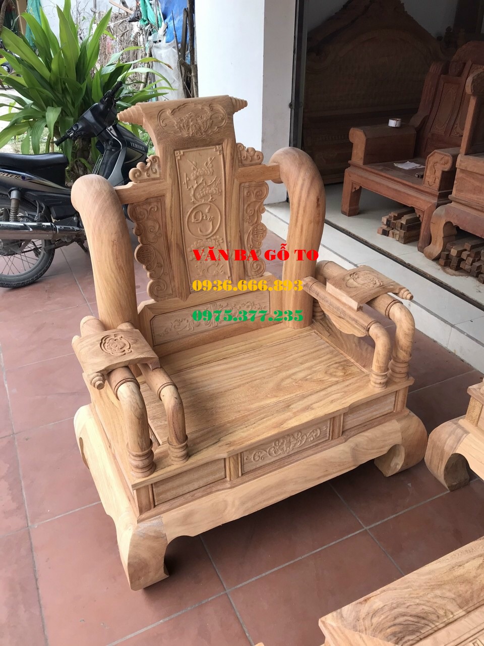 Bàn ghế gỗ