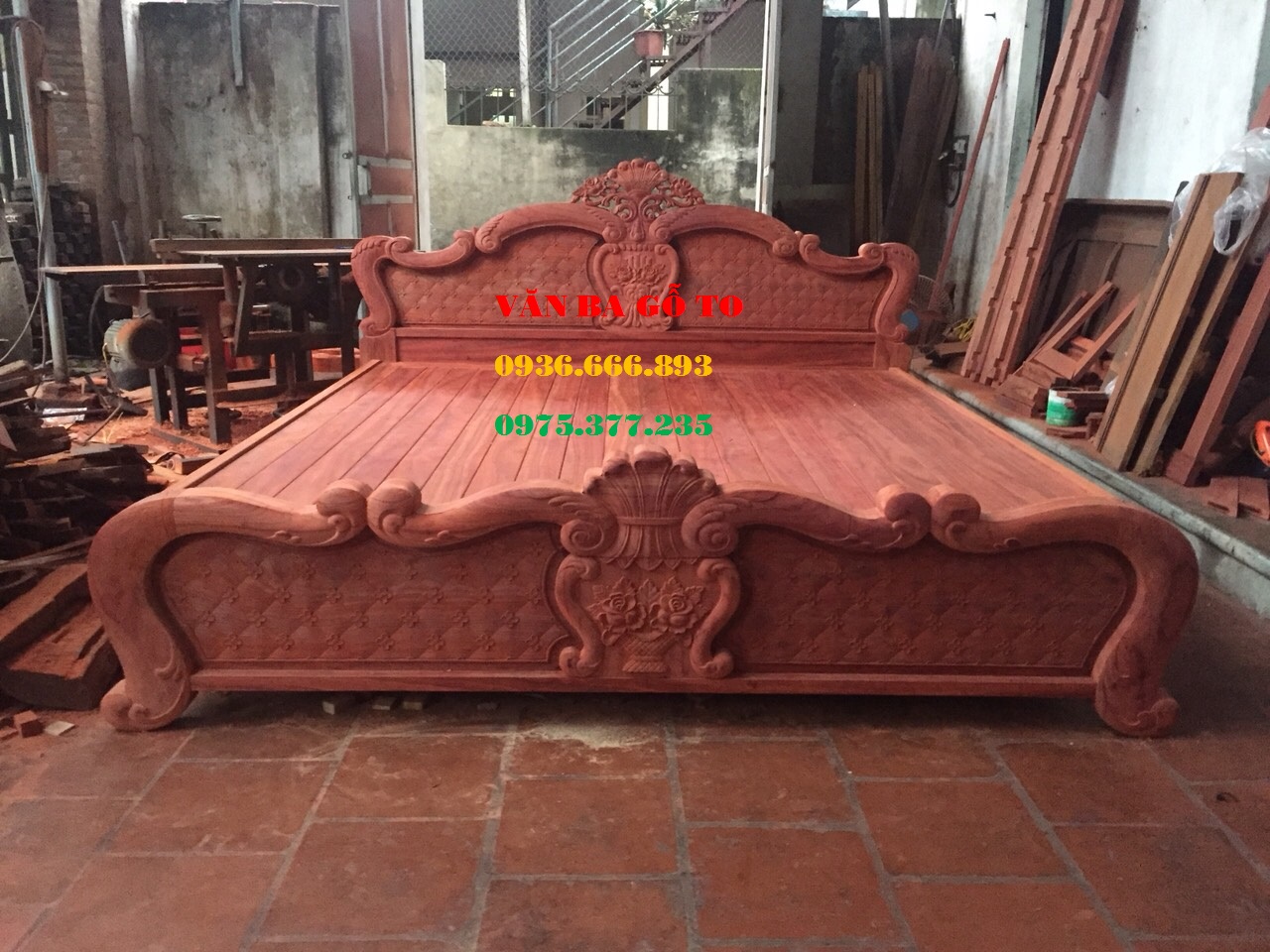Giường ngủ